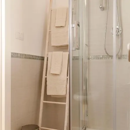 Apulialux Penthouse & Garden Con Spa In Centro Appartement *